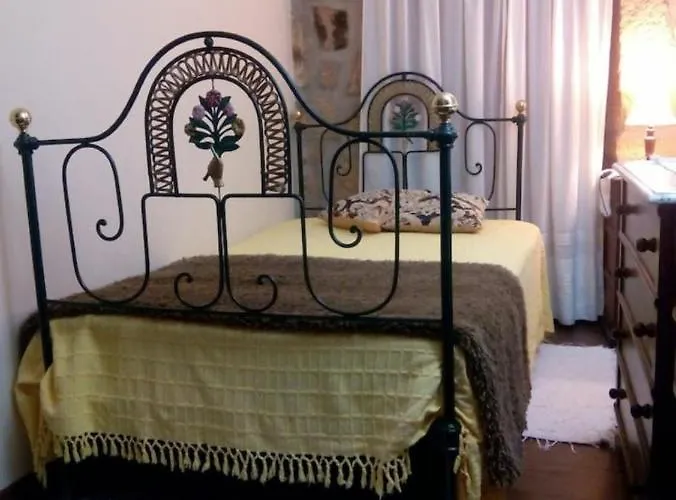 A Casinha Do Beco بيت ضيافة غويفيا